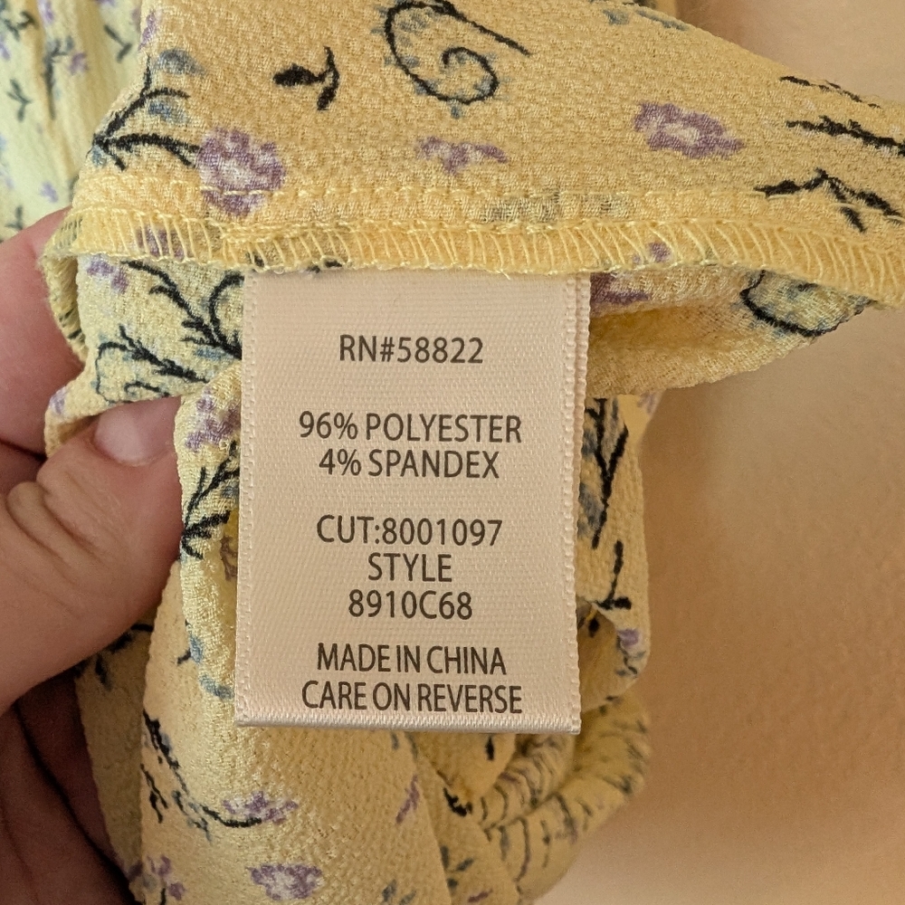 Max Studio Large Floral Yellow Maxi Dress - Picture 11 of 12
